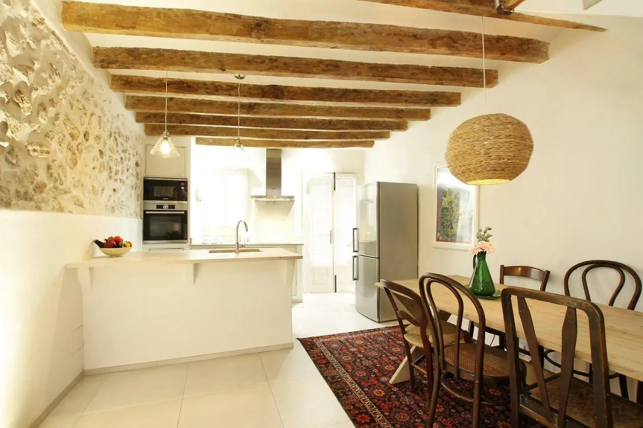 Casa Guiraud, Cosy And Welcoming Townhouse Villa Pollenca Holiday home