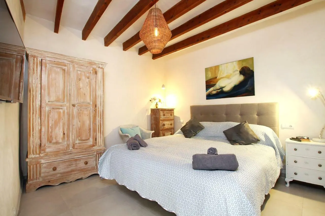 Holiday home Casa Guiraud, Cosy And Welcoming Townhouse Villa Pollenca Spain